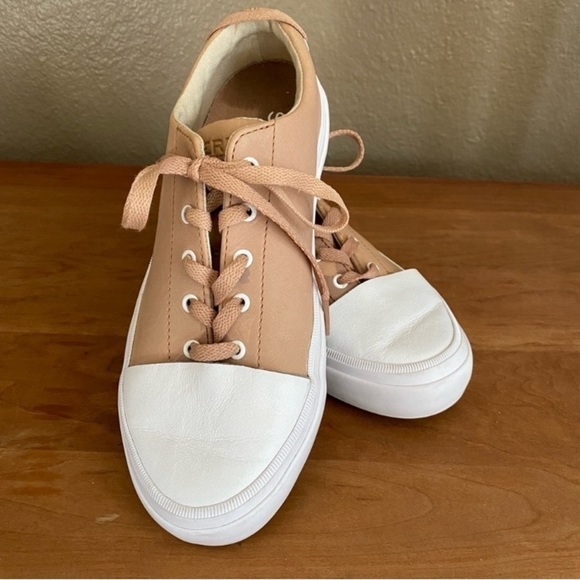 Sperry Shoes - Sperry Topsider Haven Nude/Blush Cap Toe Fashion Top Sider Sneaker Womens
Size 7